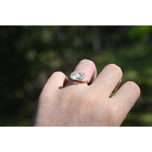 alternative raw diamond engagement rings, raw crystal size 4 5 6 7 8 8 9 10 11 - Picture 4 of 4